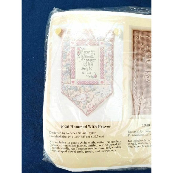 Creative Circle Kit 1026 Hemmed With Prayer Vintage Cross Stitch 1989 New USA - Picture 2 of 7